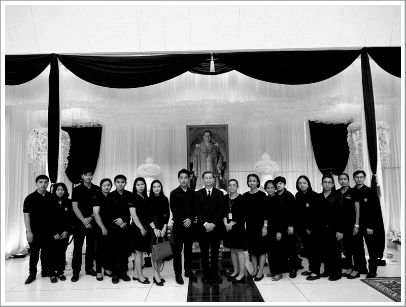 ﻿กรมบังคับคดีเข้าร่วมพิธีบำเพ็ญกุศลเพื่อถวายพระราชกุศลครบรอบ 1 ปี วันสวรรคต พระบาทสมเด็จพระปรมินทรมหาภูมิพลอดุลยเดช บรมนาถบพิตร